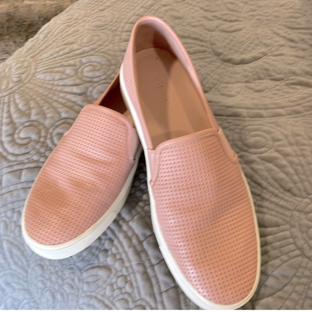 VINCE Blair 5 perforated slip on sneakers size 8 - Picture 2 of 12
